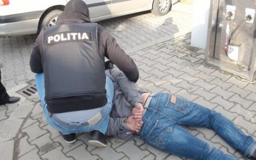Traficanţi de canabis, prinşi de procurorii DIICOT Constanţa